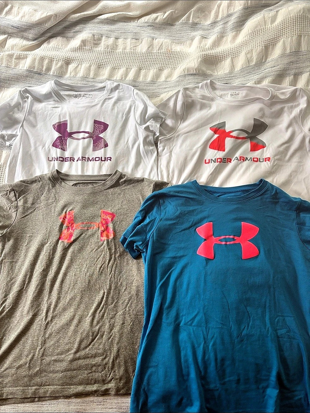 Under Armour Short Sleeve T-Shirt Lot in Blue & White